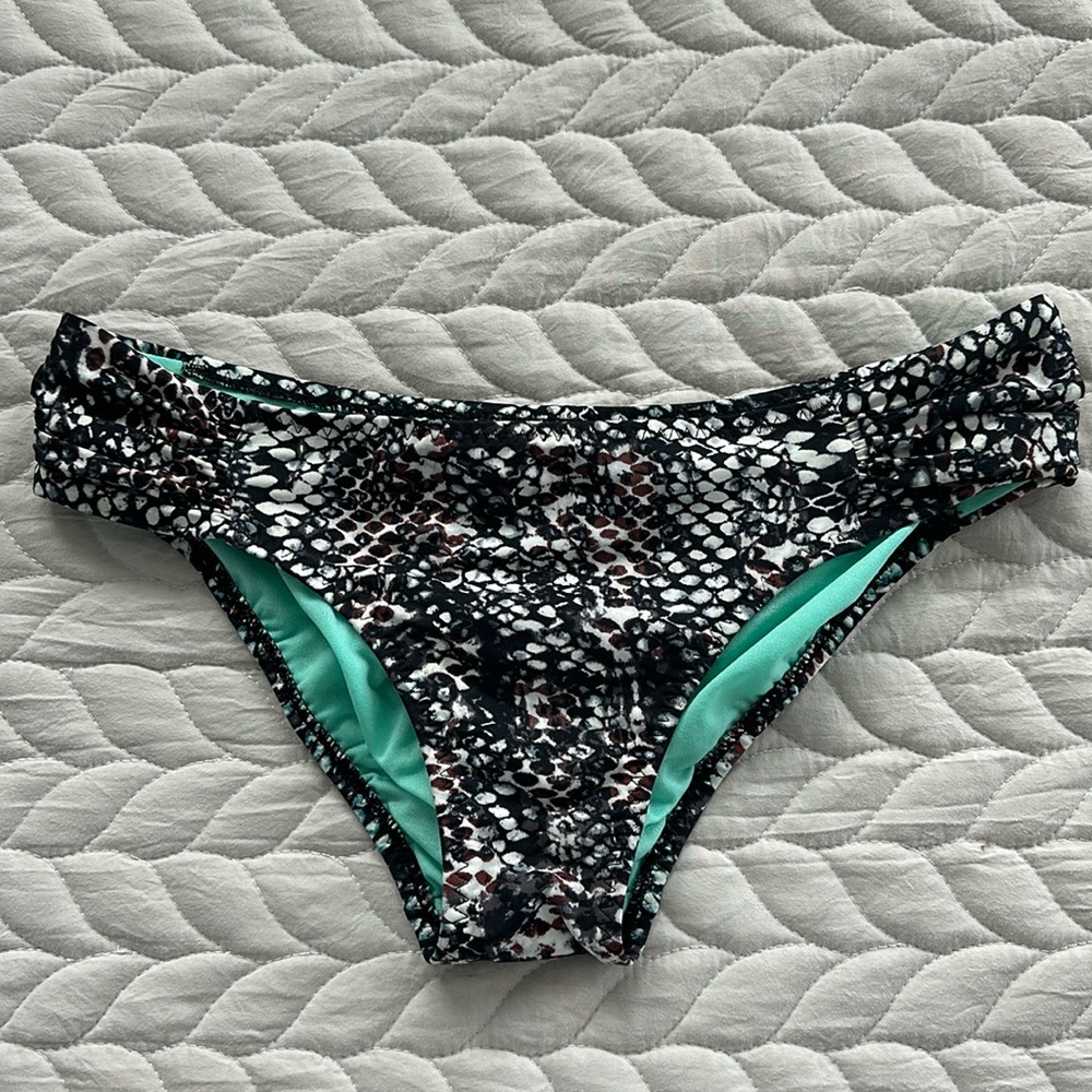 Athleta swim bikini size S